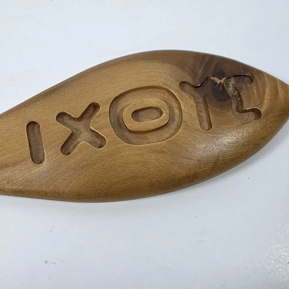Myrtle Wooden Hand Crafted IXOYE Fish Figurine Wall Hanging 9 1/2” Long P/O